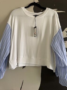 Romeo & Juliet Couture White Crewneck Top with Black Label Detail